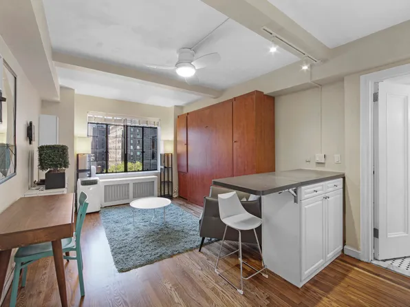 25 Tudor City Place image 1 of 12