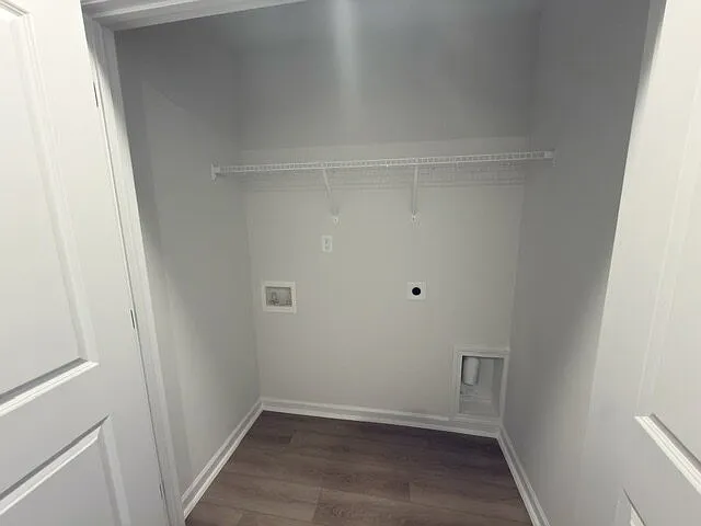121 Bartlett Dr — Photo 16