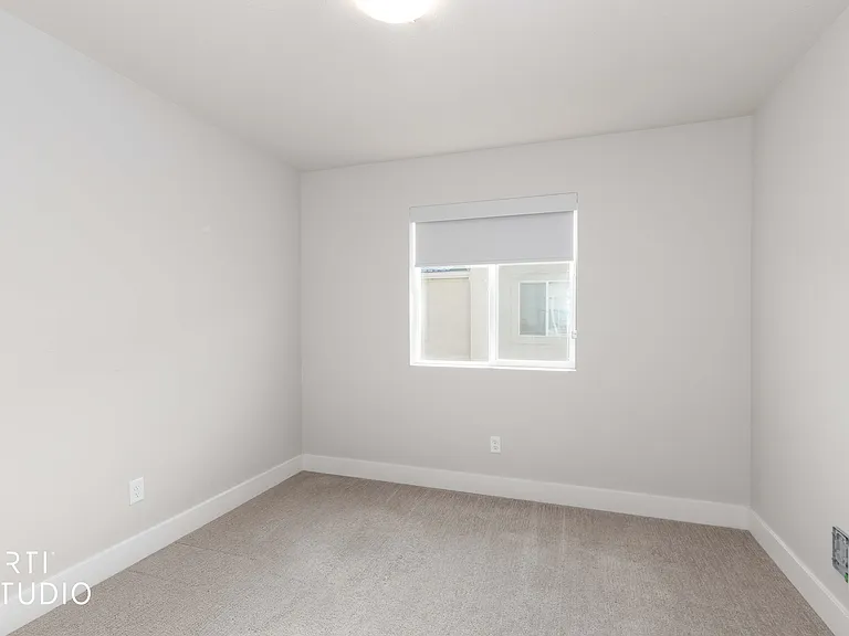 2674 S 2250 W #207 — Photo 15