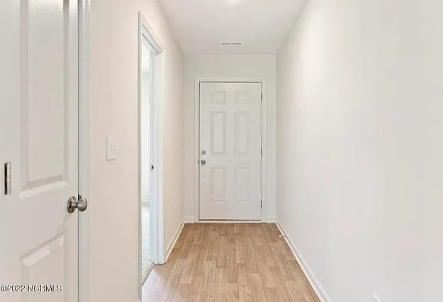 851 Pine Needle Rd — Photo 2