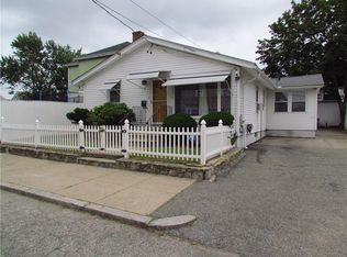 19 Bowlet St, Providence, RI 02909