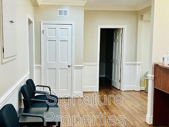 4th image of 1821 Seymour Dr