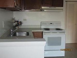 2nd image of 621 Shaw Ct