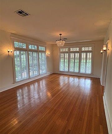 5th image of 5131 Saint Charles Ave