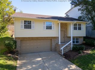 4 Dogwood Pl, Huntington, WV 25705