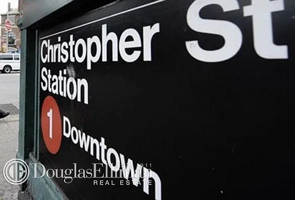 Rented by Douglas Elliman | media 21