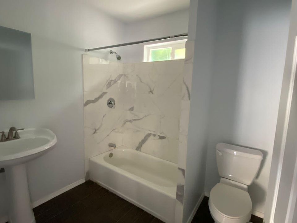 1st image of 1126 Goodyear St