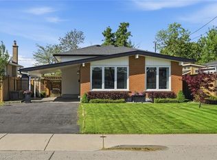 9 Reno Ave, Hamilton, ON L8T 2S5