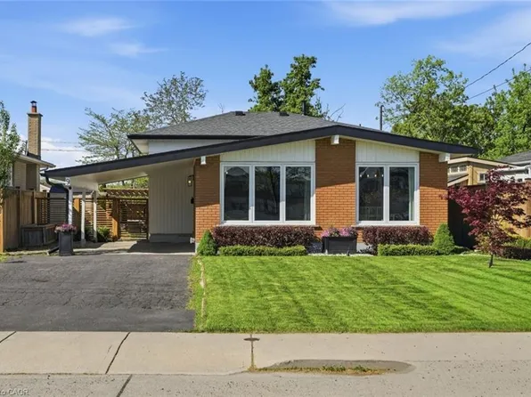 9 Reno Ave, Hamilton, ON L8T 2S5