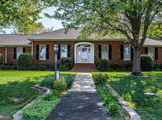 262 College Ave, Warsaw, VA 22572