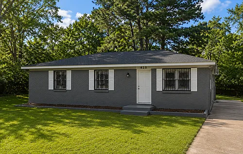 425 Gainsville Ave Photo 1