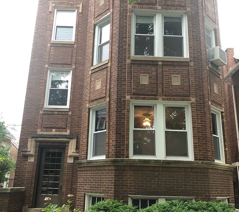 1st image of 2208 W Ainslie St #1