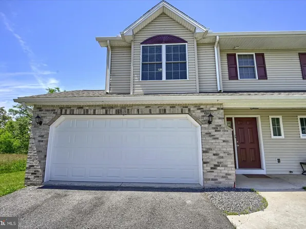 48 Dustin Dr, Halifax, PA 17032