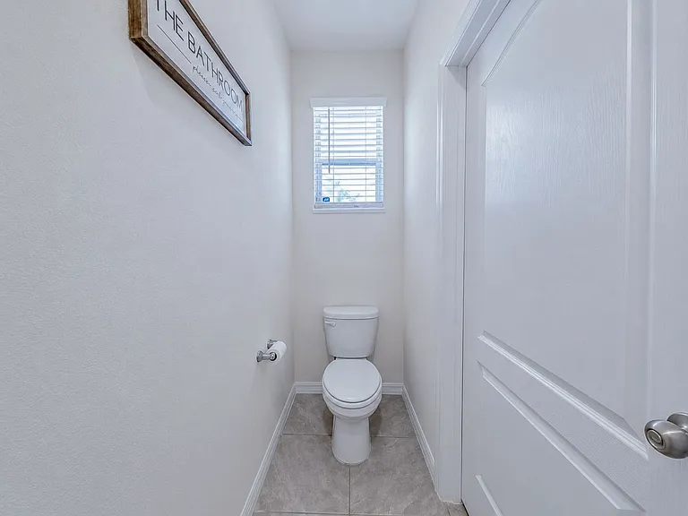 244 Reena Dr — Photo 6