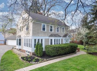 3502 Norwood Rd, Shaker Heights, OH 44122