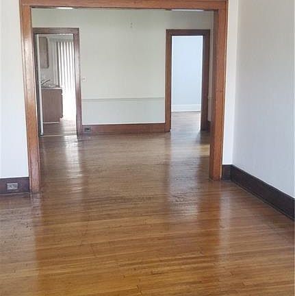 4th image of 103 Norwalk Ave #103