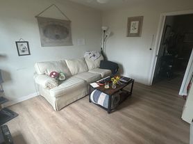 124 Hiawatha Ave, Santa Cruz, CA