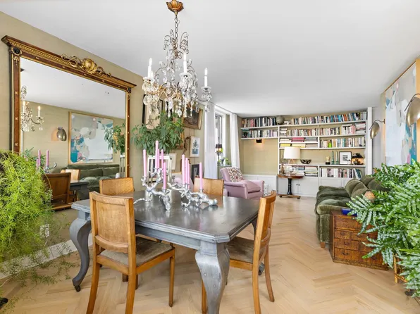 100 Manhattan Avenue 1517 image 3 of 48