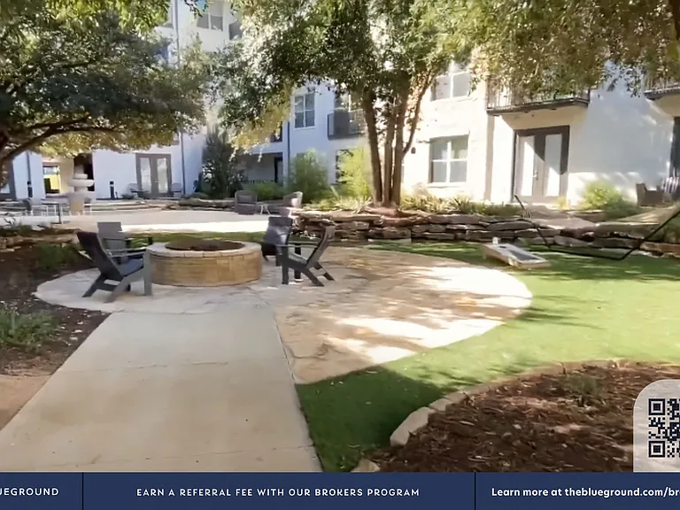 Building's Firepit