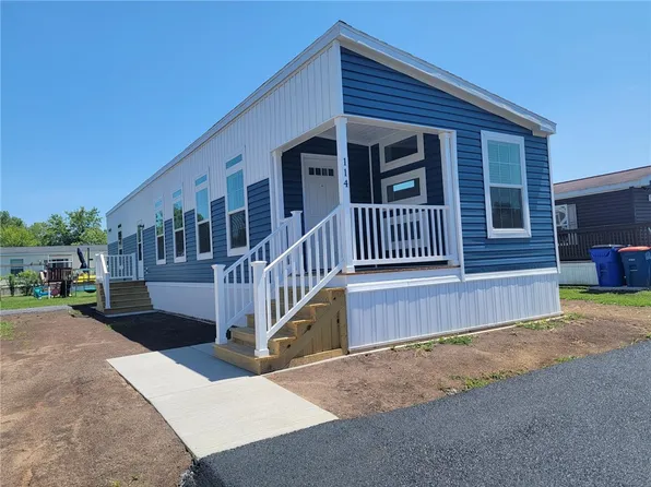 114 Meadowlark Dr, Brutus, NY 13166
