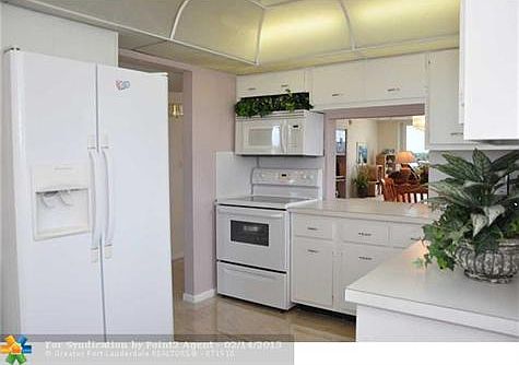 2nd image of 511 Bayshore Dr APT 611