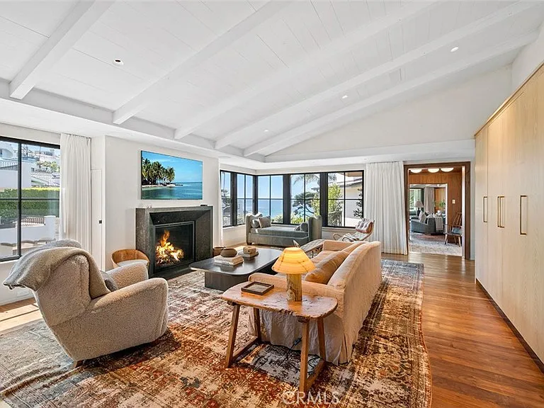 27 Emerald Bay — Photo 11