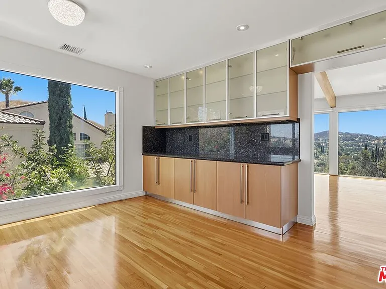 4613 Reforma Rd — Photo 16
