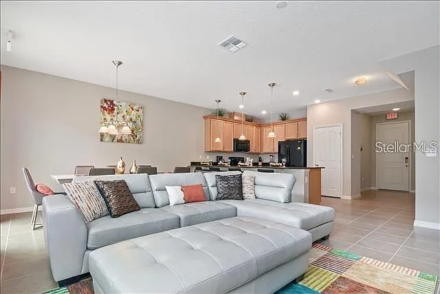5108 Adelaide Dr — Photo 7