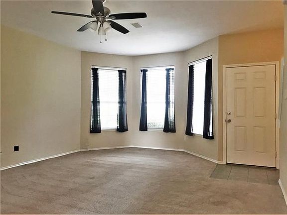 5th image of 3916 Pickett Pl