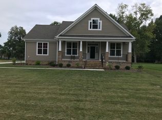 878 Yorktown Rd, Poquoson, VA 23662