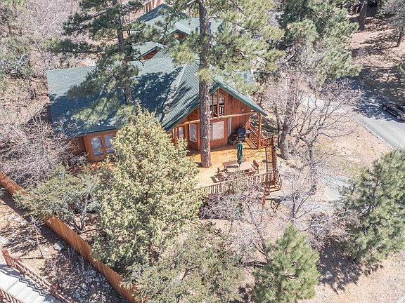 5th image of 449 Sun Crest Ct