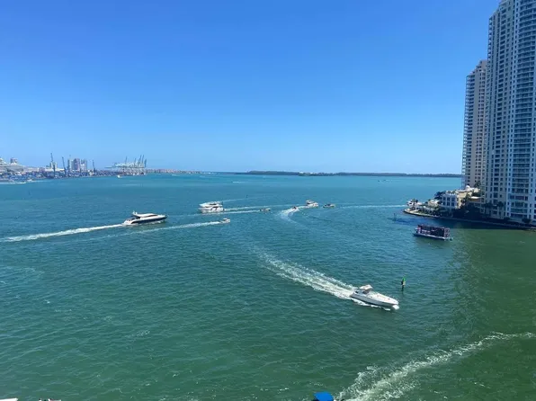 335 Biscayne Blvd, Miami, FL