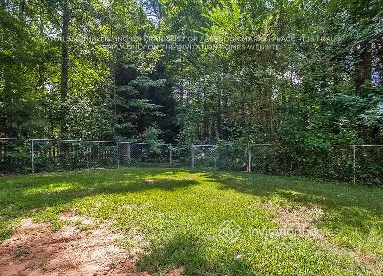 333 Mona Pl — Photo 10