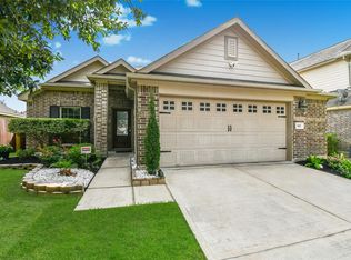 652 Maple Point Dr E, Conroe, TX 77301
