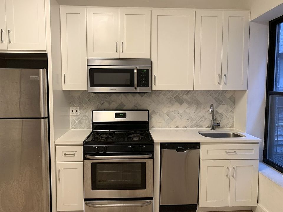 1st image of 1236 Pacific St APT 1B