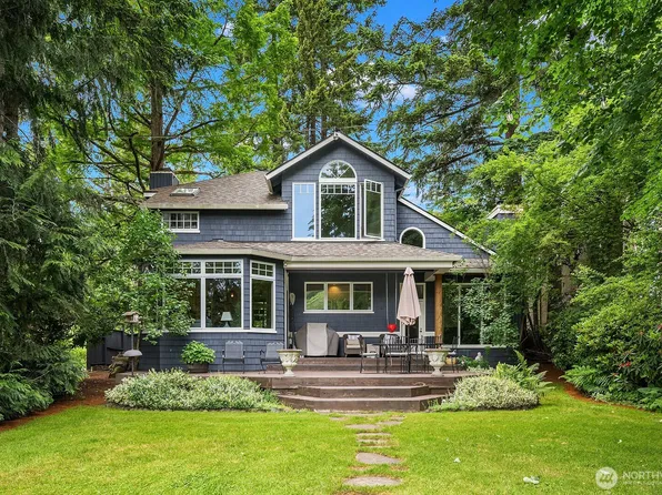 2459 215th Avenue SE, Sammamish, WA 98075