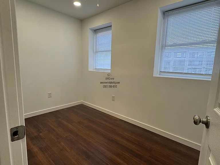 1933 W Huntingdon St #2 — Photo 5
