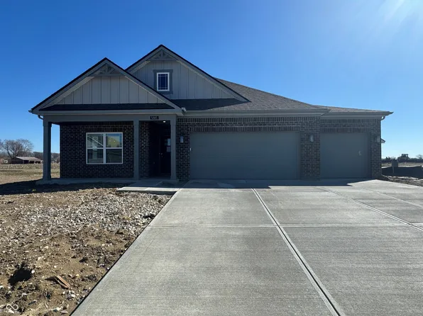 5885 Norfolk Row, Greenwood, IN 46143