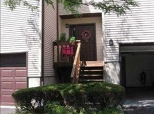 48 Chester Ln #CH48, Nanuet, NY 10954