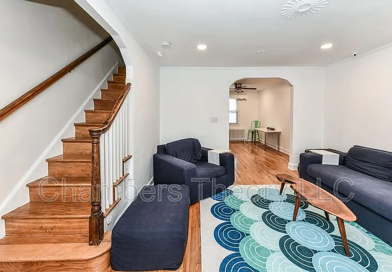 2230 Observatory Pl NW — Photo 4