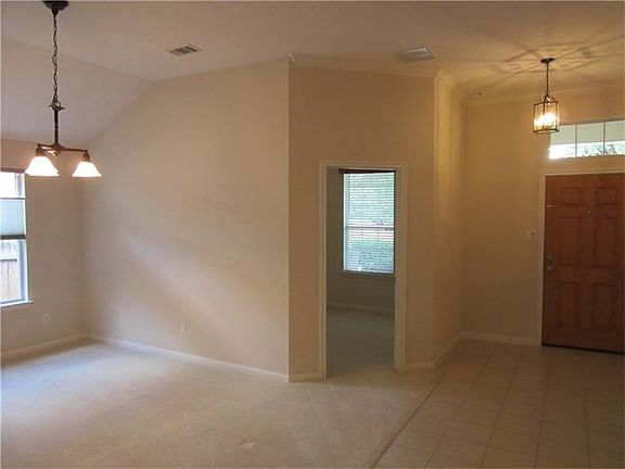 2nd image of 3804 Aqua Ln