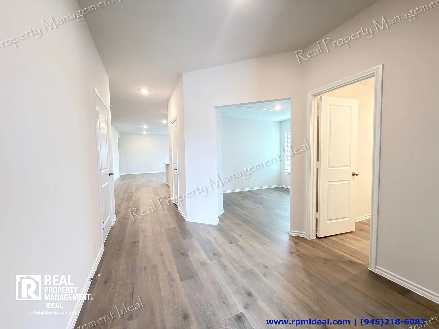 4 bed, 3.0 bath, 2090 sqft, $2,199 — Photo 3