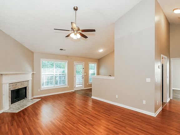 5th image of 418 Baldwin Ct