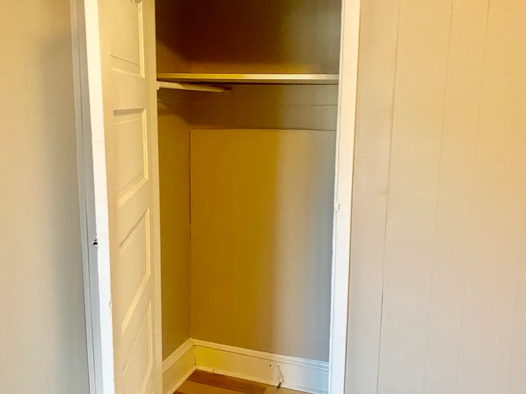 65 Railroad Ave — Photo 9