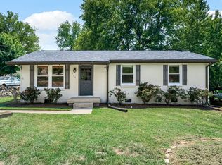 205 Cedar Dr, Franklin, TN 37064