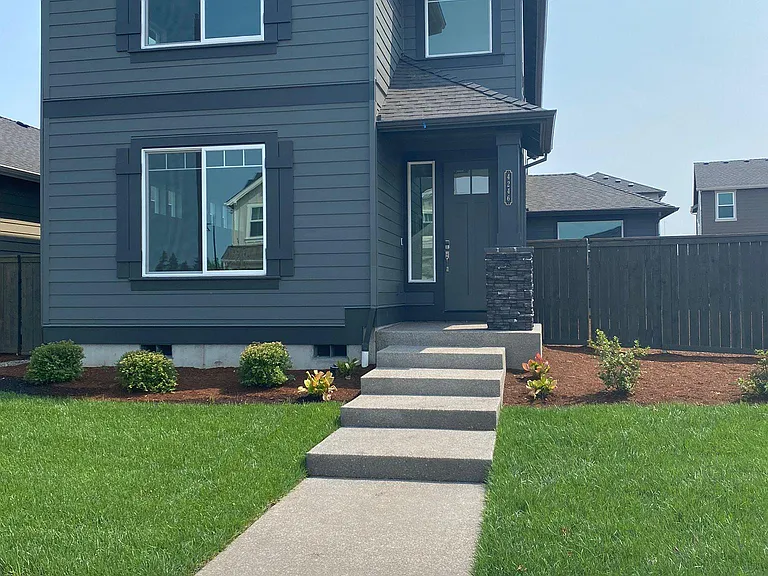 4246 SE 63rd Ave — Photo 3