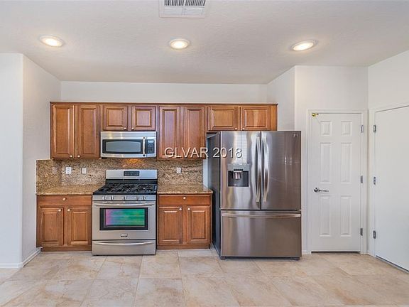 3rd image of 2109 Crake Ct