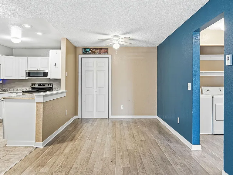 2280 S Oswego Way #201 — Photo 8