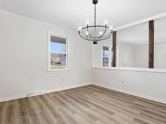 4th image of 1006 Colleton Ct