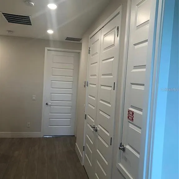 820 Driving Range Ct — Photo 31